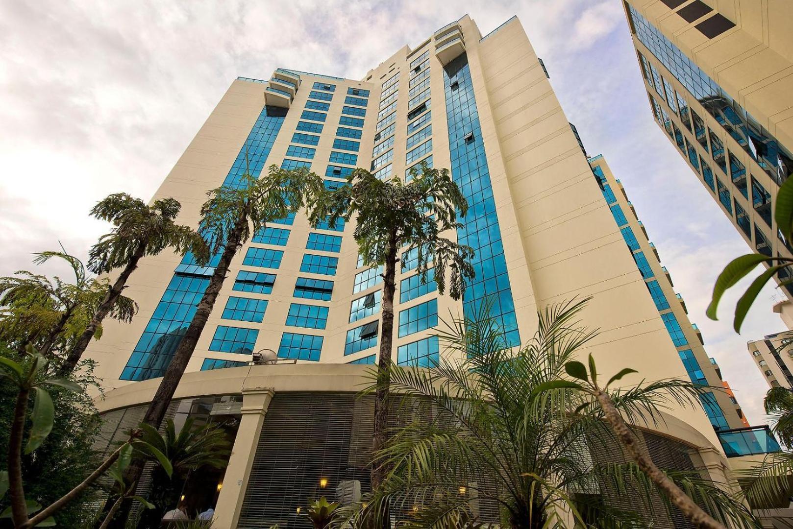 Apartamento In Avenida Ibirapuera , Luxuoso , Custo Beneficio *